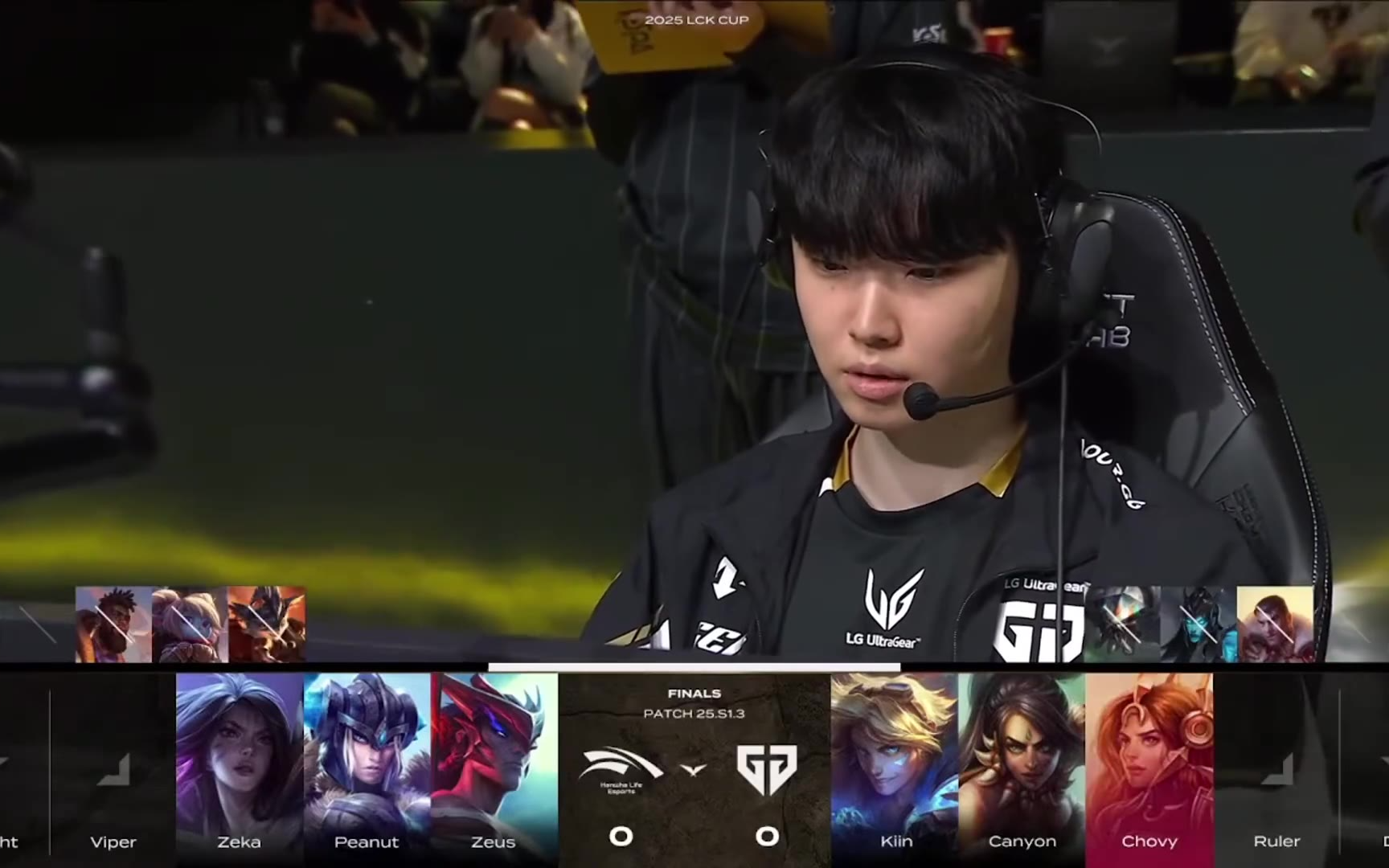 HLE翻盘RNG,Deft完成史诗逆转激烈交锋四强赛,成为赛场最大亮点 HLE翻盘RNG,Deft完成史诗逆转激烈交锋四强赛,成为赛场最大亮点